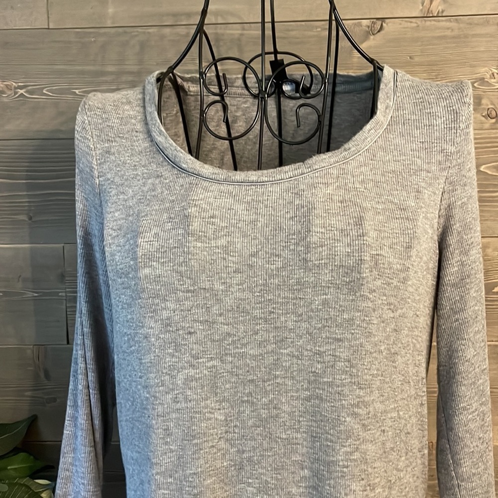 Simply vera Wang scoop, neck, three-quarter sleeve top - Picture 2 of 6
